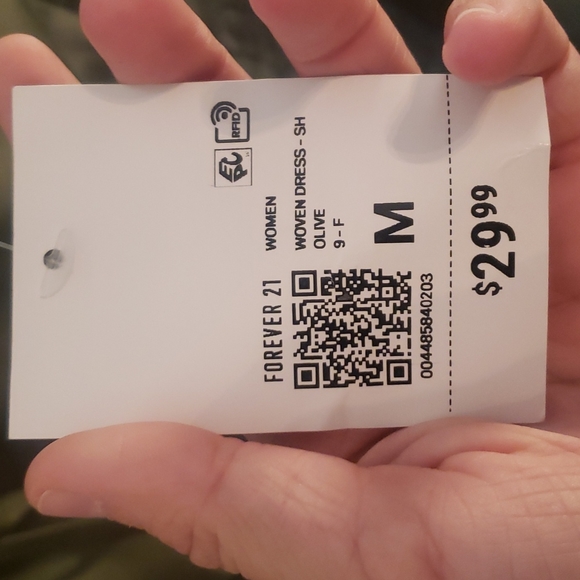 Dress - Picture 3 of 3